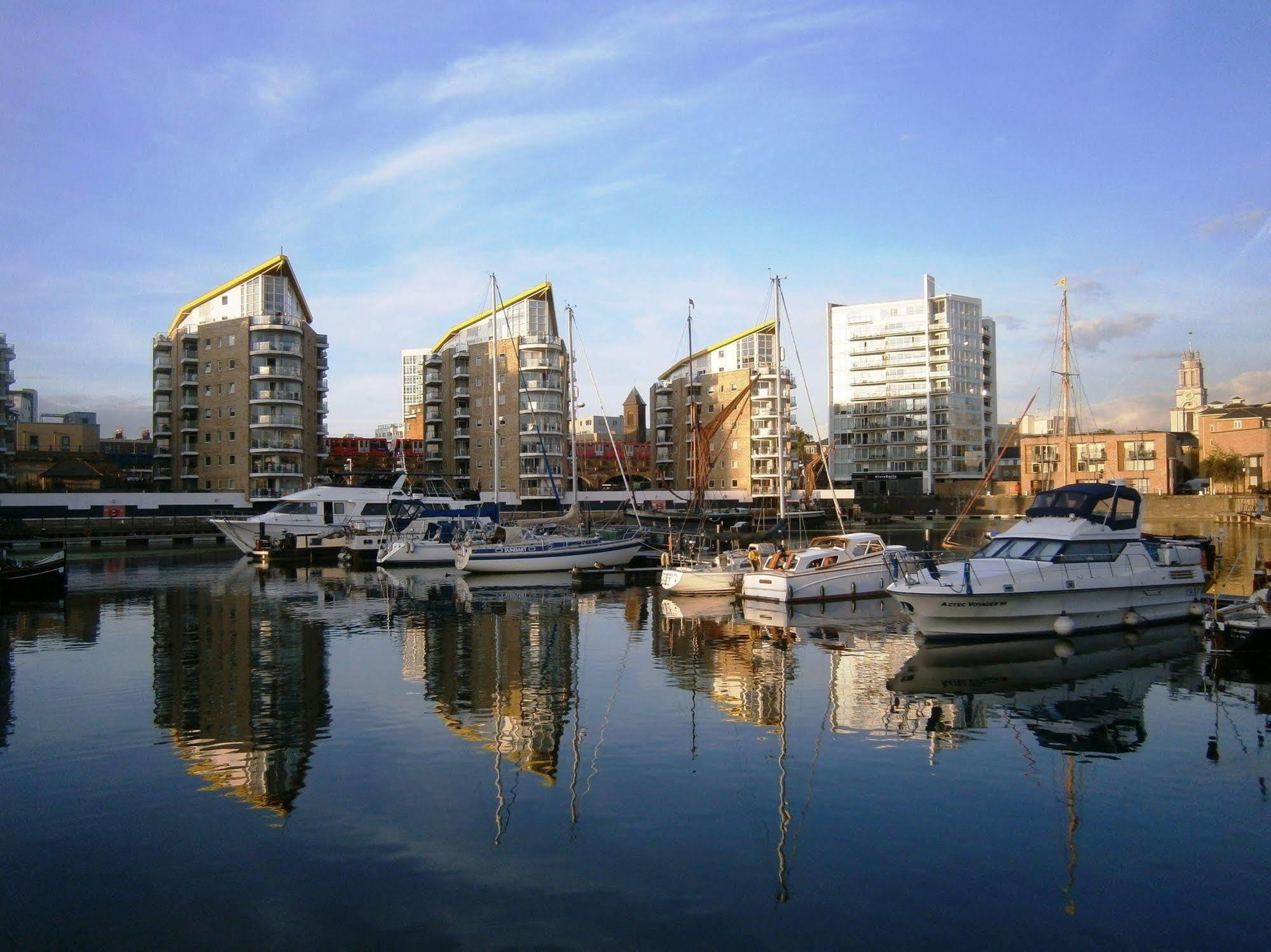 Marlin Apartments Commercial Road - Limehouse London Ngoại thất bức ảnh